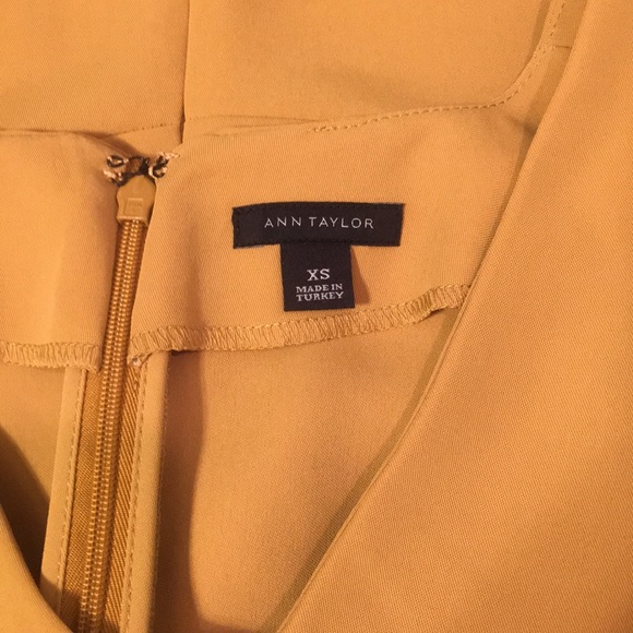 Mustard Ann Taylor Blouse XS - Picture 3 of 4